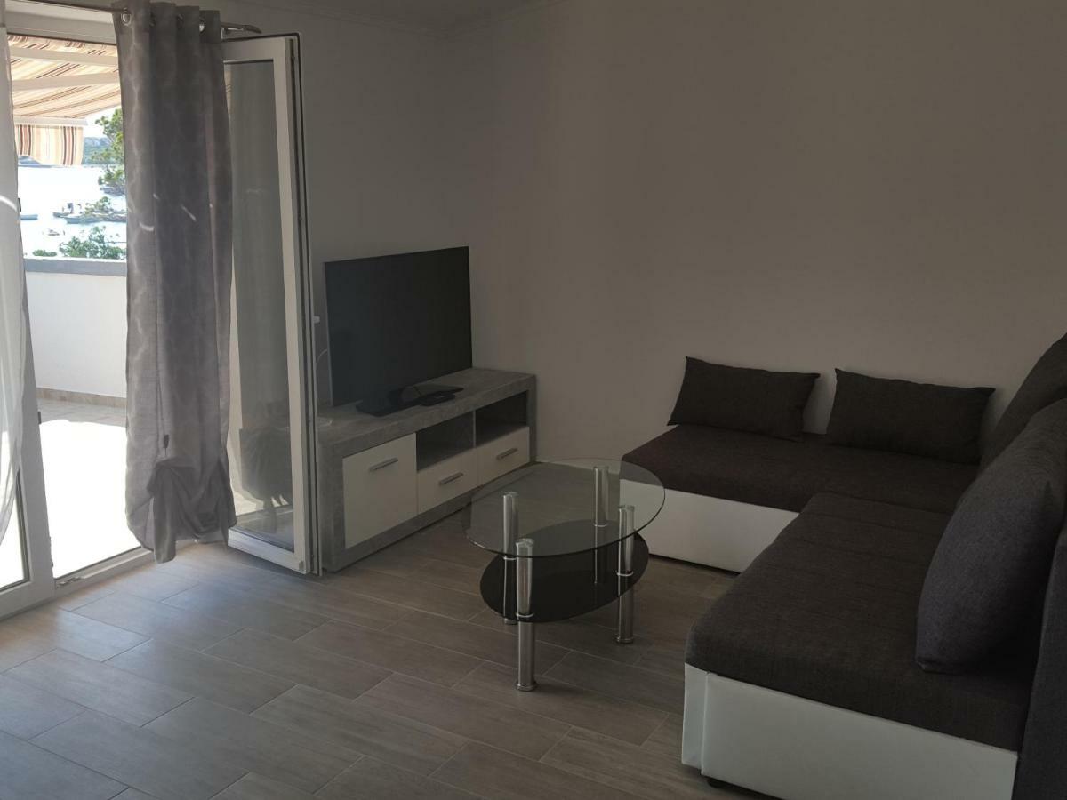 Apartmani Slavica Раб Экстерьер фото