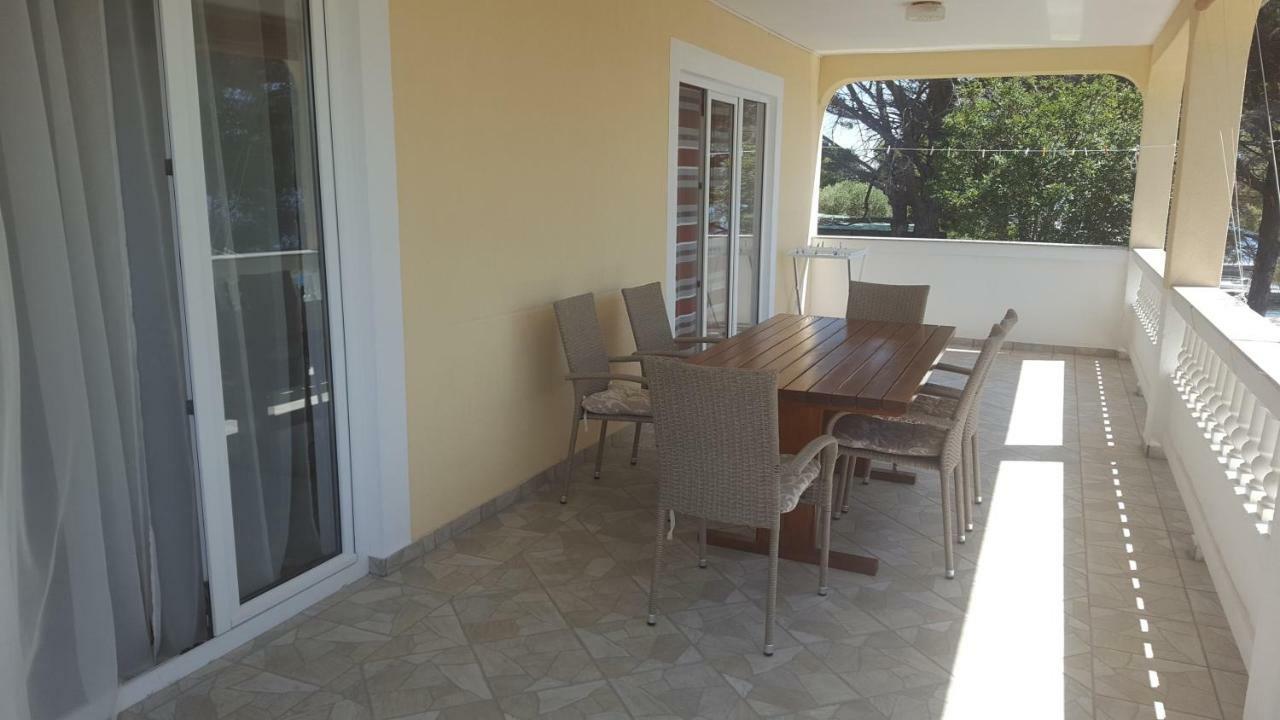 Apartmani Slavica Раб Экстерьер фото