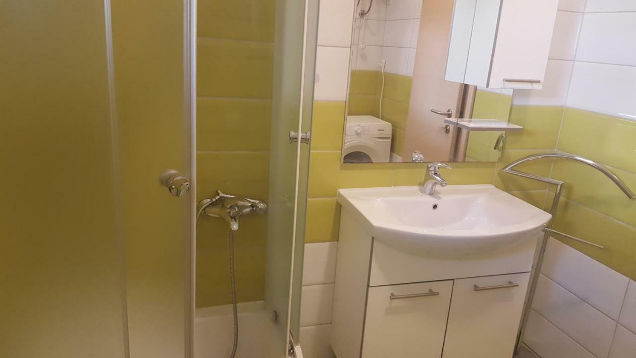 Apartmani Slavica Раб Экстерьер фото
