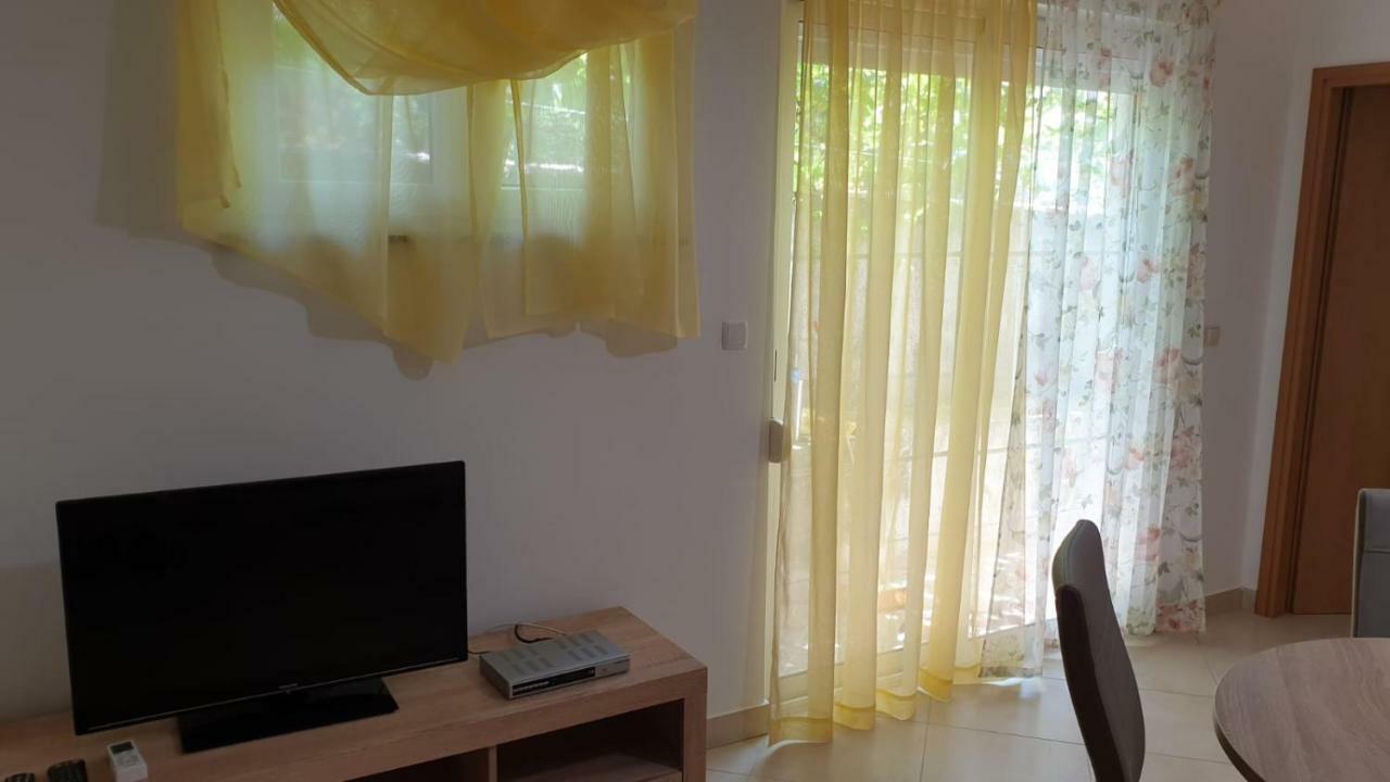 Apartmani Slavica Раб Экстерьер фото