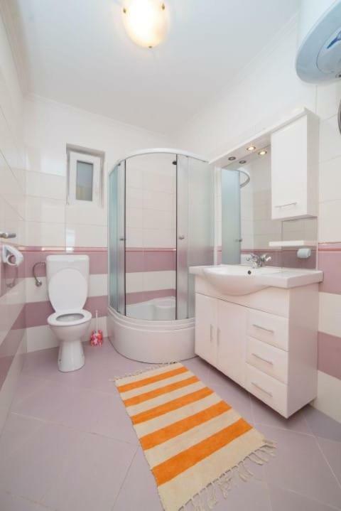 Apartmani Slavica Раб Экстерьер фото